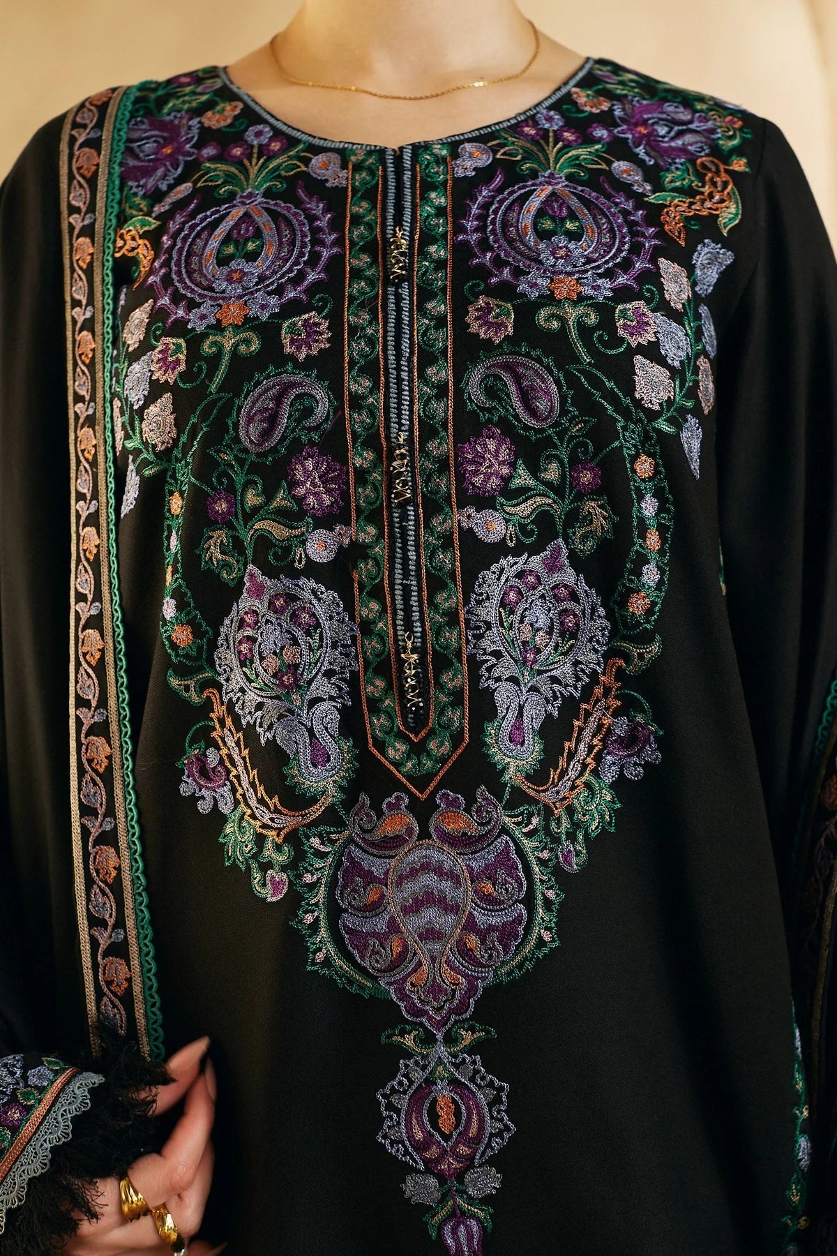 WOOL MAREENA 3PC EMBROIDERED DRESS D-338